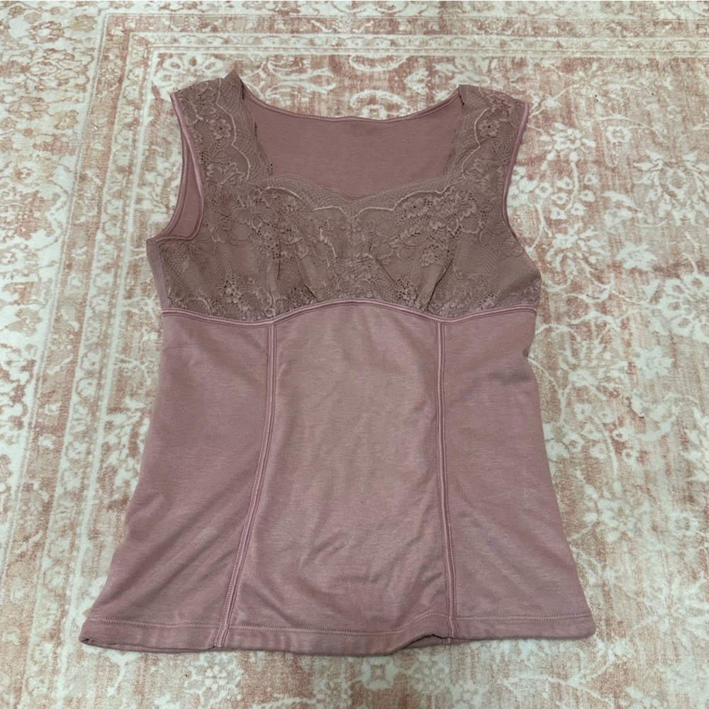 Lavender Lace Shapewear Compression Tank Top - Picture 2 of 11